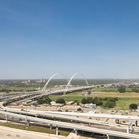 Hyatt Regency Dallas Exterior photo